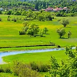 House Mm Čavoglave