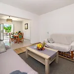 House Mm * Čavoglave
