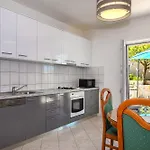 House Mm