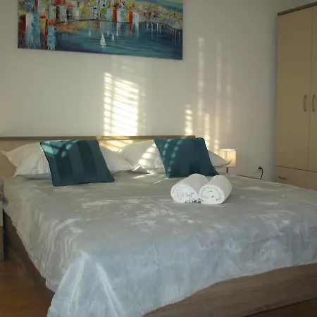 Holiday home House Mm Cavoglave