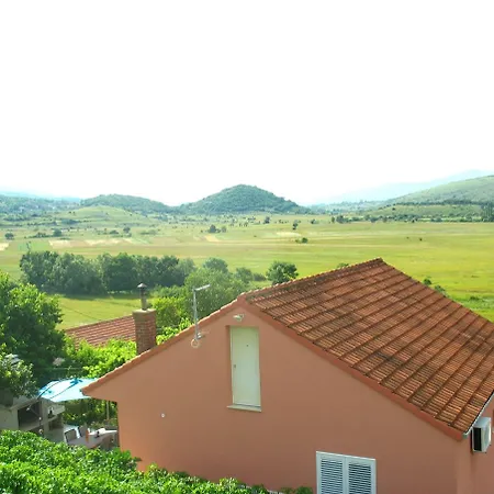 Holiday home House Mm Cavoglave