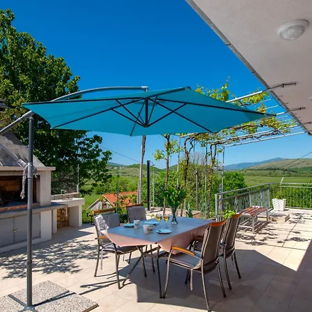 House Mm Cavoglave