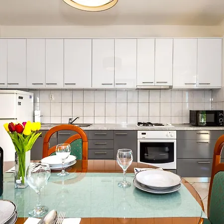 בית נופש House Mm