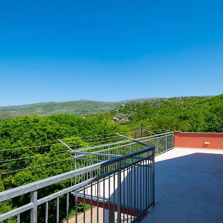 House Mm Vakantiehuis Cavoglave