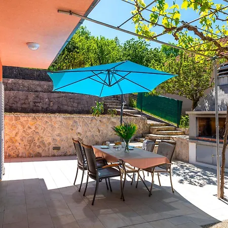 Holiday home House Mm Cavoglave