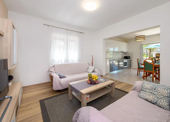 בית נופש House Mm